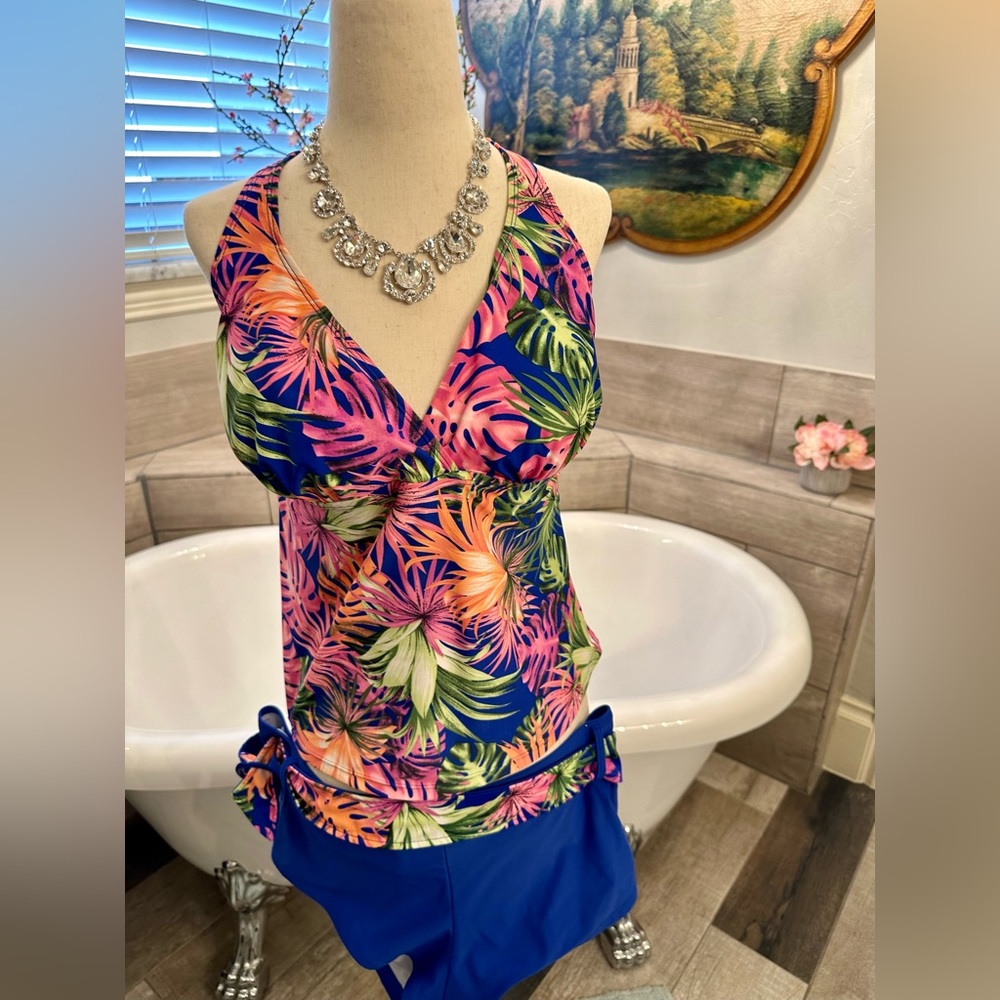 Marina West Halter Tankini Style Suit with Shorts and belt floral - Picture 6 of 12